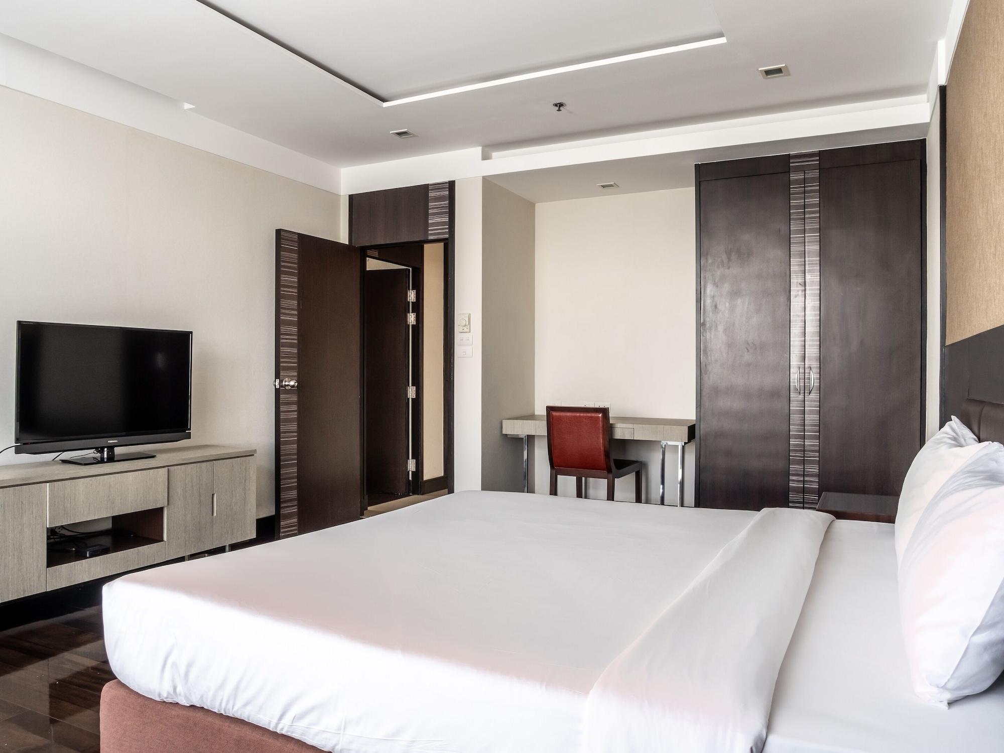 Jasmine Grande Residence Бангкок Екстер'єр фото A bedroom at the hotel
